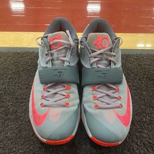 Nike kd 7  “calm before the storm” mens size 11